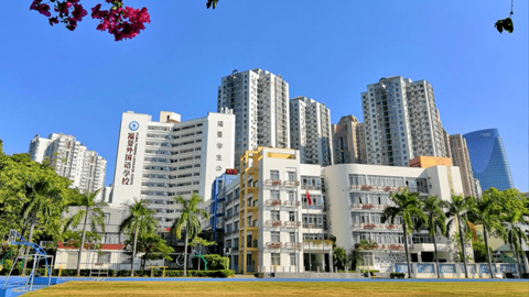 �����и��������ѧУ���ʸ���ALevel�γ���������